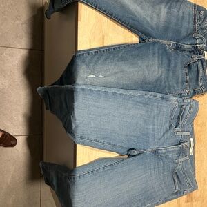 2 pairs Levi’s size 27